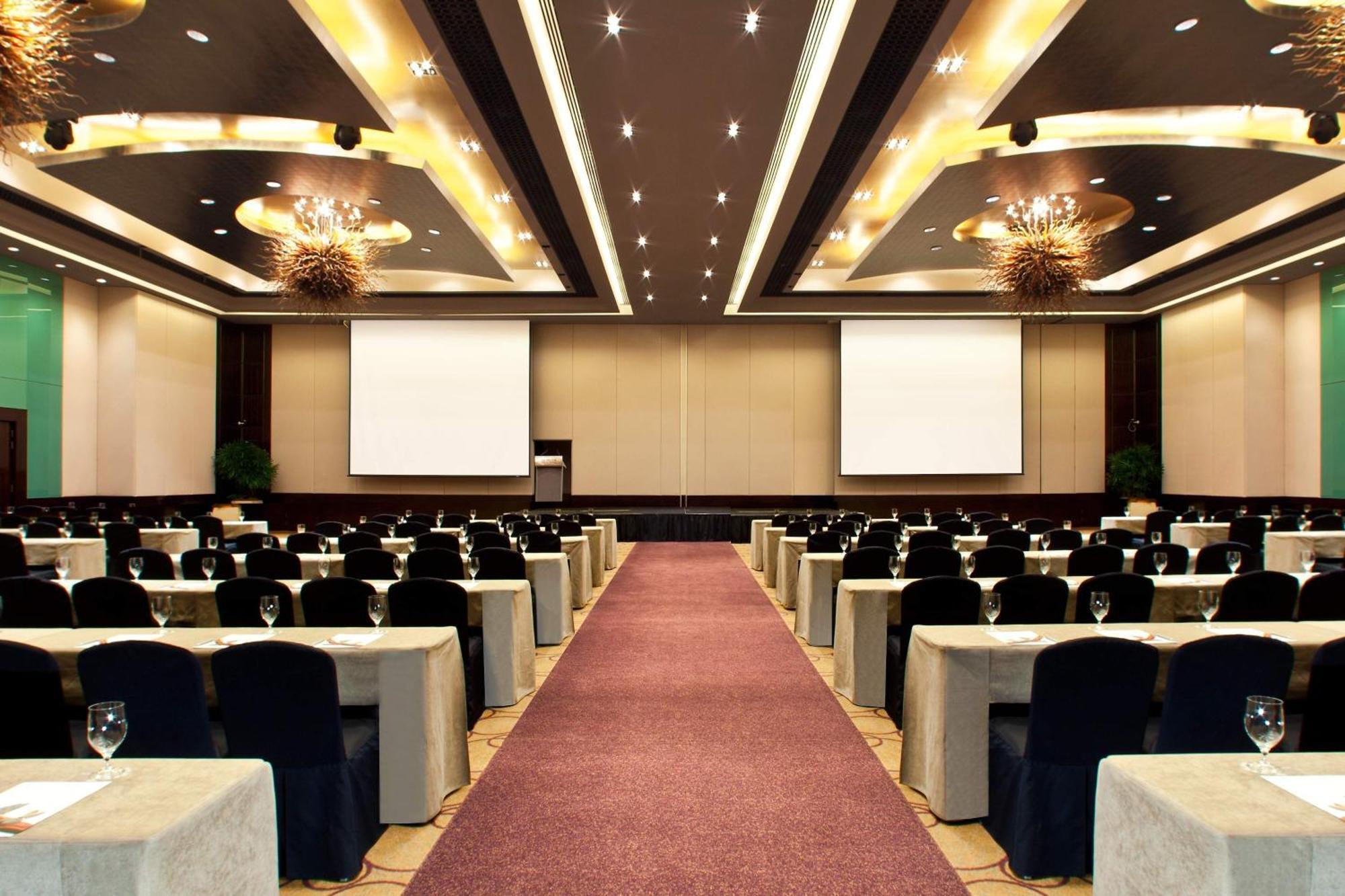 The Westin Kuala Lumpur Hotel Exterior photo A conference room